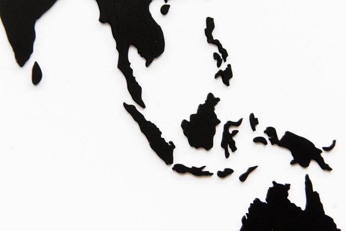 Карта мира Wall Вecoration черного цвета из МДФ - купить Декор стен по цене 5990.0