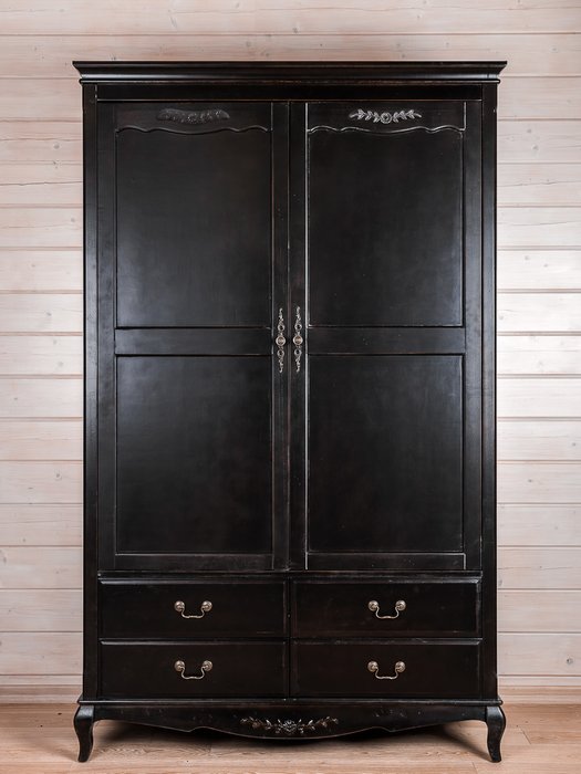 Шкаф двухстворчатый черного цвета - купить Шкафы распашные по цене 135000.0