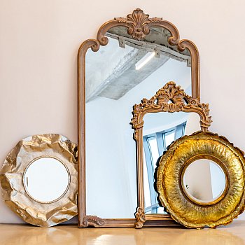 Настенное зеркало Колорадо золотого цвета - купить Настенные зеркала по цене 38500.0
