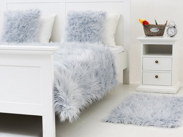Коврик Furry серо-голубого цвета 60х90 - лучшие Ковры в INMYROOM