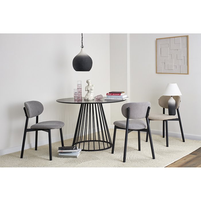 Обеденный стул Round серого цвета - купить Обеденные стулья по цене 7900.0