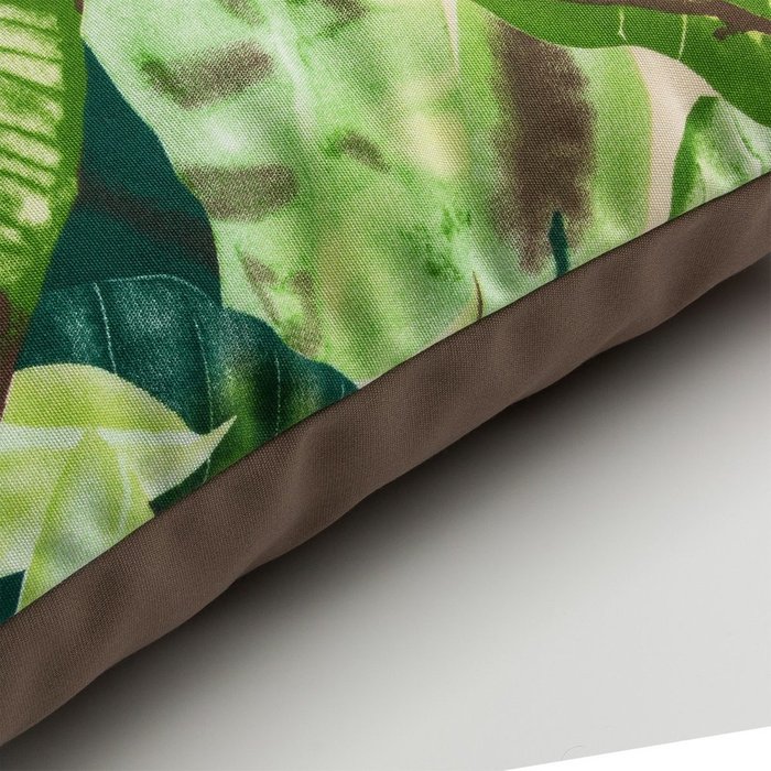 Чехол на подушку Tropical зеленого цвета  50х50 - купить Декоративные подушки по цене 3690.0