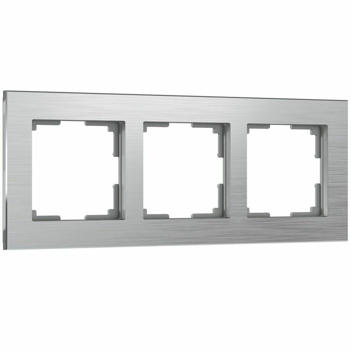 Рамка из металла на 3 поста Аluminium алюминий W0031706 Рамка из металла на 3 поста Аluminium алюминий W0031706