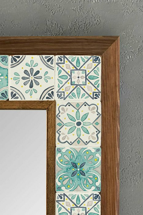 Настенное зеркало 33х33 с каменной мозаикой бело-бирюзового цвета - лучшие Настенные зеркала в INMYROOM