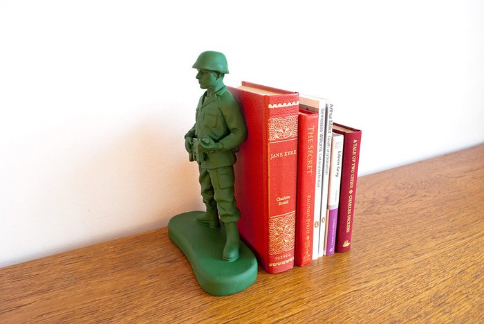 Ограничитель для книг Suck UK homeguard soldier - купить Декоративные предметы по цене 2150.0