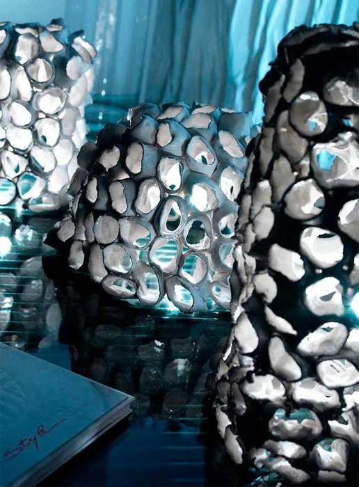 Настольная лампа Stylnove Ceramiche "Reef" в виде аппликации из множества трубочек - лучшие Настольные лампы в INMYROOM