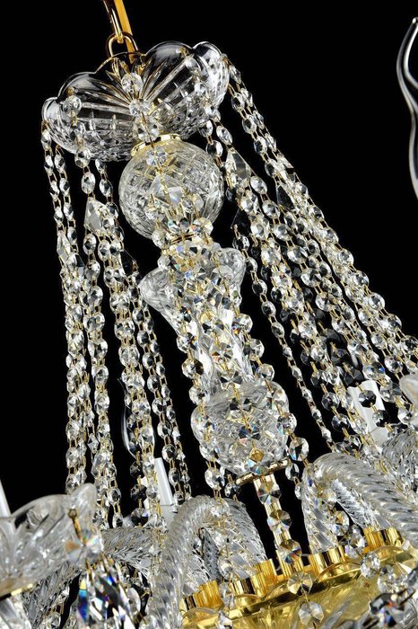 Подвесная люстра MAYTONI "Beatrix" с хрустальными цепочками и кулонами - лучшие Подвесные люстры в INMYROOM