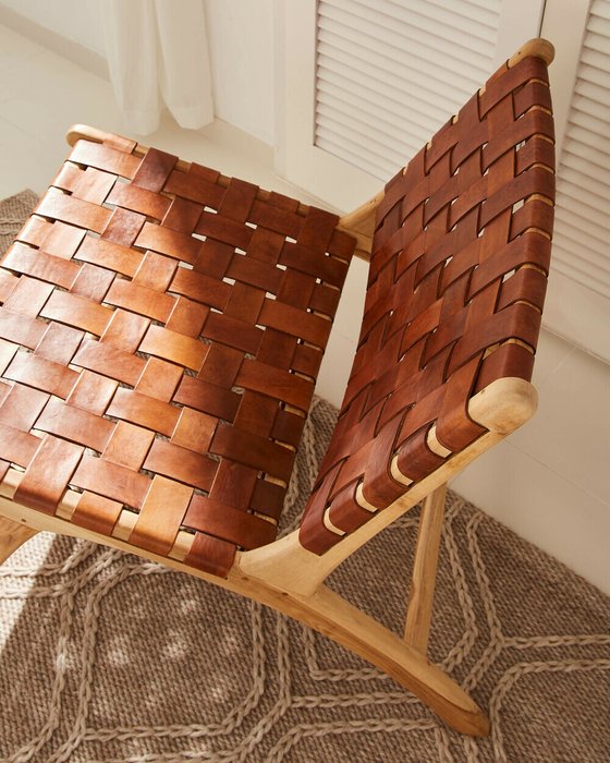 Кресло Brown Calixta коричневого цвета - лучшие Интерьерные кресла в INMYROOM