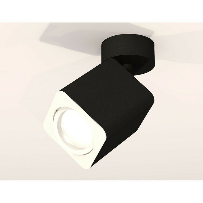 Светильник точечный Ambrella Techno Spot XM7813010 - купить Накладные споты по цене 7208.0