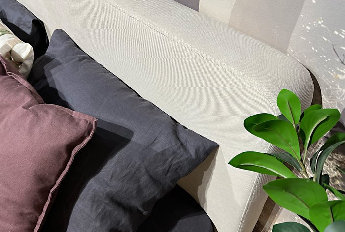 Кровать Elva 160x200 бежевого цвета с графитовой окантовкой - купить Кровати для спальни по цене 86475.0