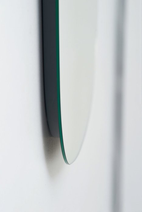 Некруглое зеркало Abstract C 80х80 с каркасом из мдф - лучшие Настенные зеркала в INMYROOM