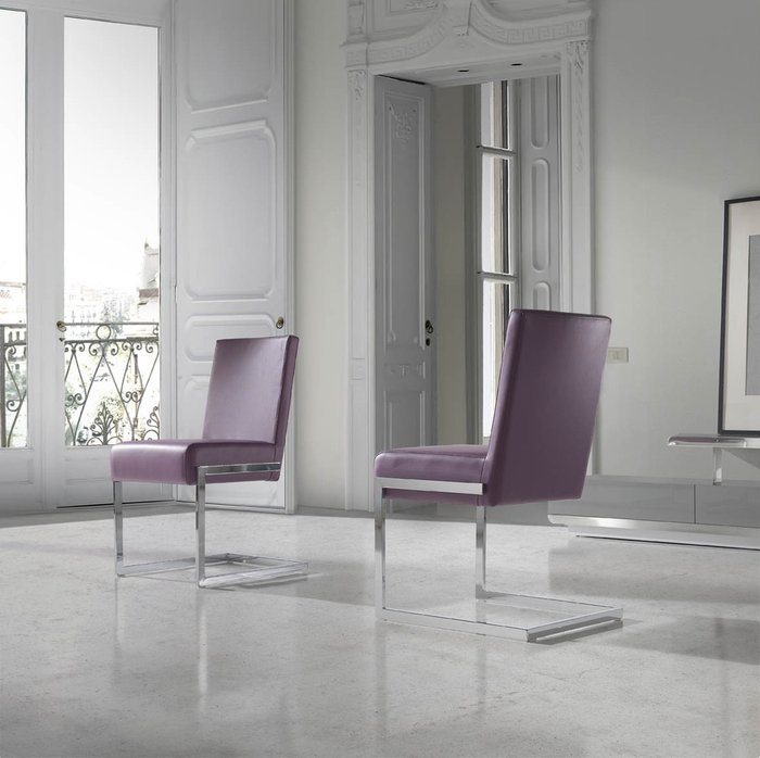 Стул в обивке из кожи фиолетового цвета - купить Обеденные стулья по цене 31990.0