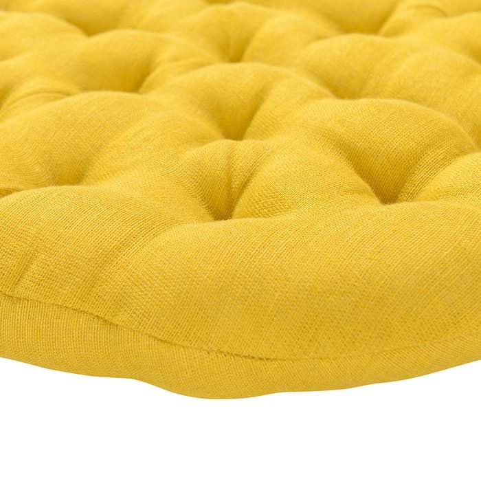 Подушка на стул Essential желтого цвета - лучшие Подушки для стульев в INMYROOM