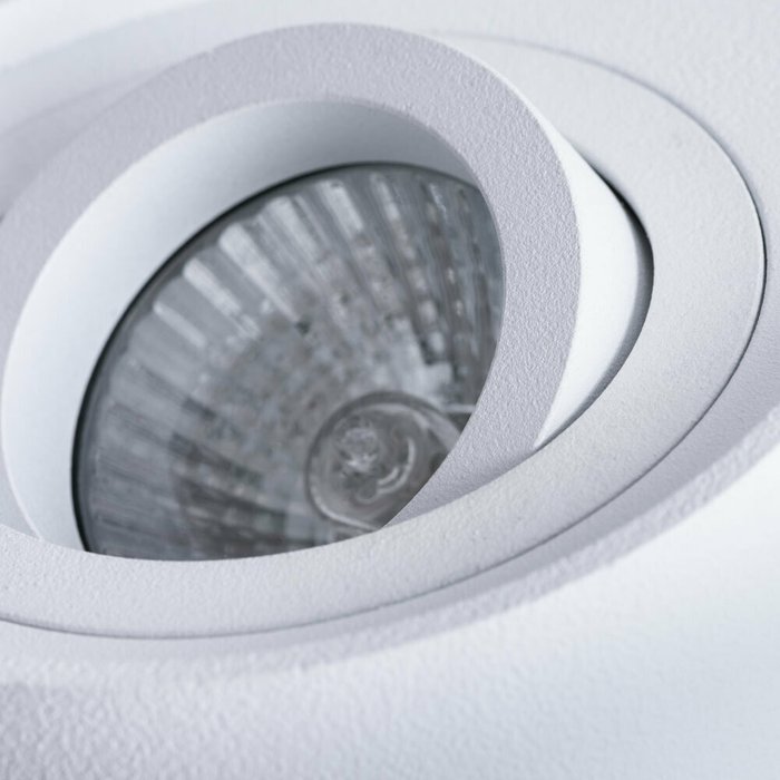 Потолочный светильник Falcon белого цвета - лучшие Потолочные светильники в INMYROOM