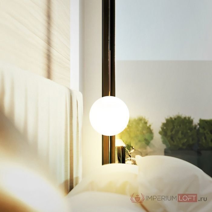 Люстра FlexIC Lights Family Michael Anastassiades D25 бело-латунного цвета - лучшие Подвесные светильники в INMYROOM