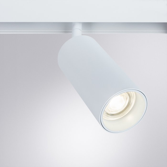 Магнитный трековый светильник Linea белого цвета - купить Трековые светильники по цене 3950.0