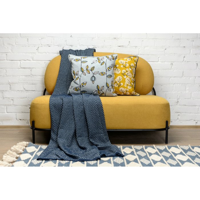 Чехол для подушки с растительным орнаментом Ягоды тайги и декоративной окантовкой - лучшие Чехлы для подушек в INMYROOM
