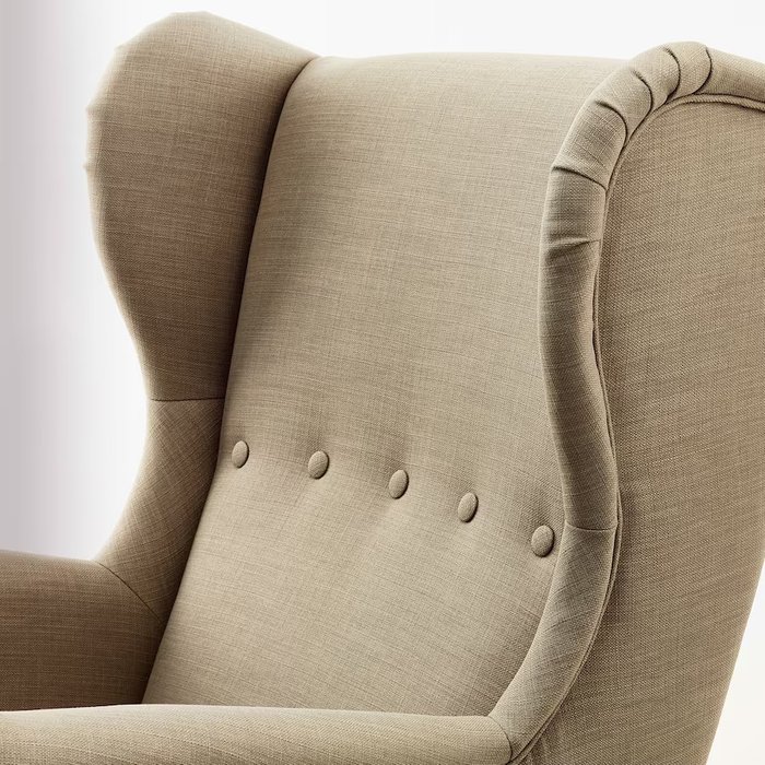 Кресло бежевого цвета с подголовником - лучшие Интерьерные кресла в INMYROOM