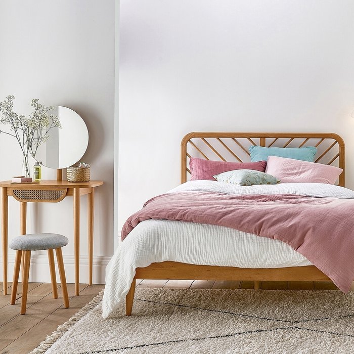 Кровать из массива дуба с кроватным основанием Anda 160х200 бежевого цвета - лучшие Кровати для спальни в INMYROOM