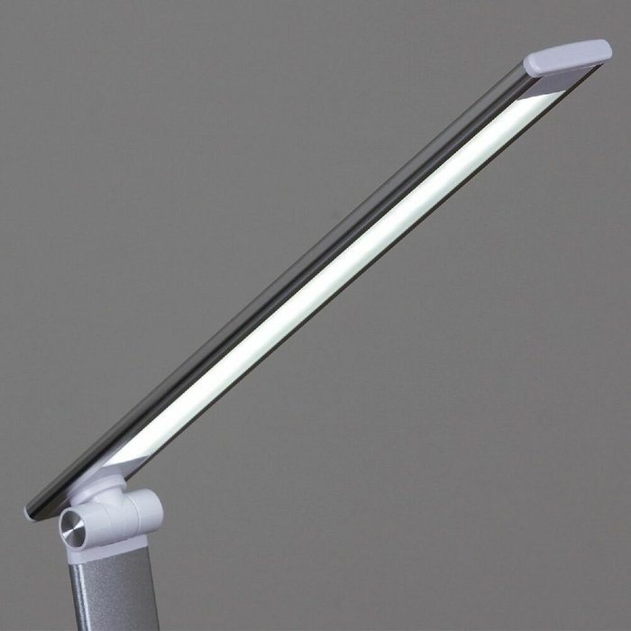 Настольная лампа 05501-0.7-01 WT (пластик, цвет белый) - лучшие Рабочие лампы в INMYROOM