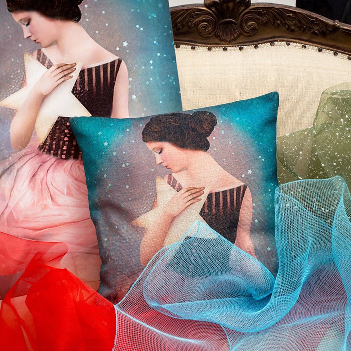 Декоративная подушка "Мисс Звезда"  - лучшие Декоративные подушки в INMYROOM