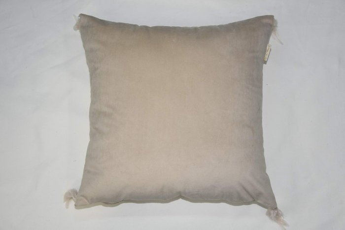 Наволочка Жасмин 45х45 кремового цвета - купить Чехлы для подушек по цене 1070.0