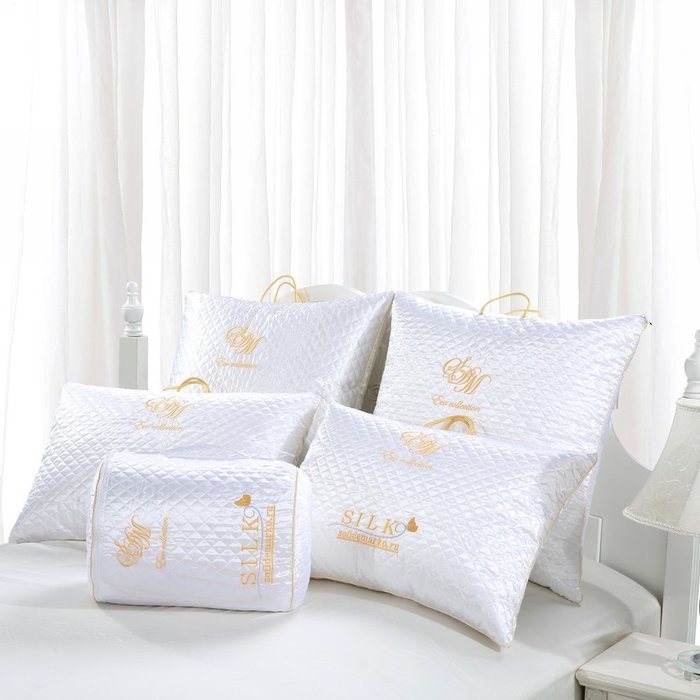 Одеяло Silk 215х235 белого цвета - купить Одеяла по цене 23660.0