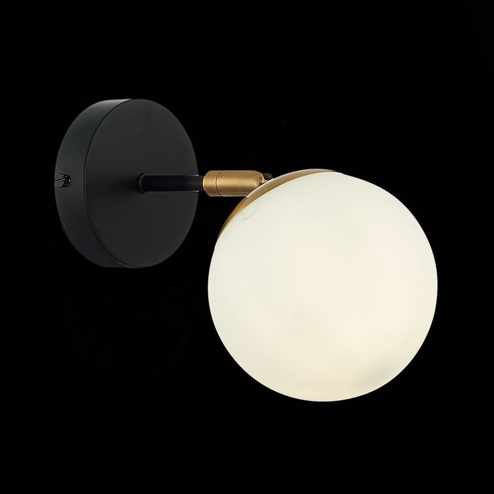 Бра Forli с белым плафоном - лучшие Бра и настенные светильники в INMYROOM