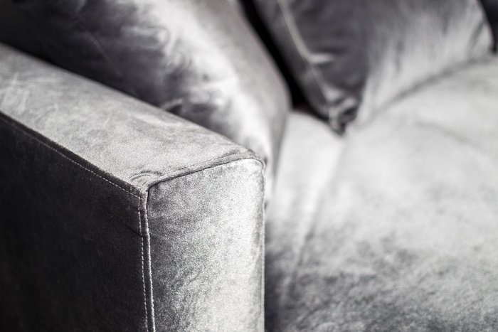 Диван трехместный велюровый темно-серый (с подушками) - лучшие Прямые диваны в INMYROOM