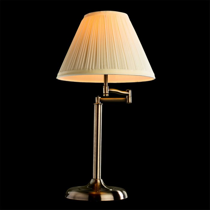 Настольная лампа California с абажуром белого цвета - купить Настольные лампы по цене 5480.0