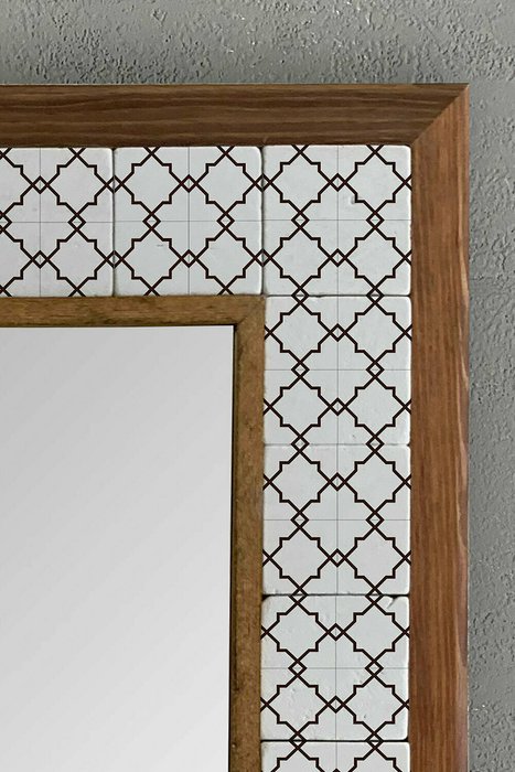 Настенное зеркало с каменной мозаикой 43x43 бело-коричневого цвета - лучшие Настенные зеркала в INMYROOM