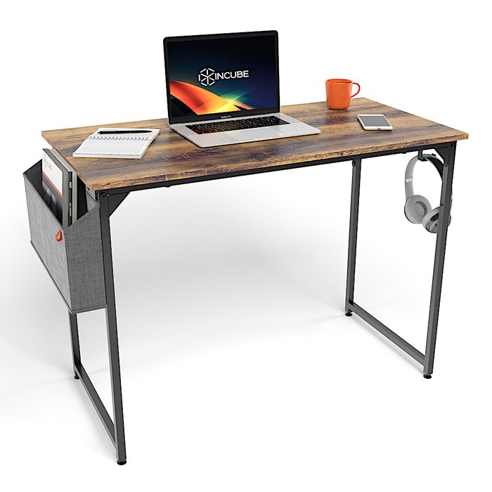 Офисный стол D002 120 бежево-коричневого цвета