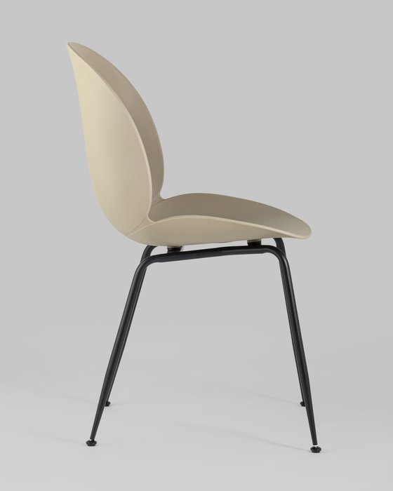 Стул Beetle пластик бежевого цвета - лучшие Обеденные стулья в INMYROOM