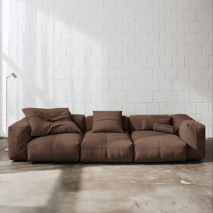 Прямой диван Фиджи трехсекционный коричневого цвета - лучшие Прямые диваны в INMYROOM