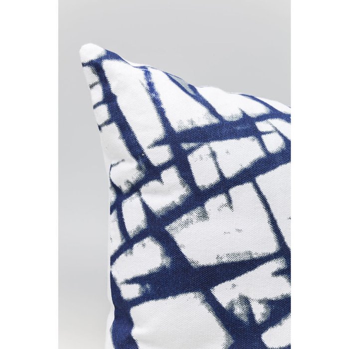 Подушка Santorini бело-синего цвета - купить Декоративные подушки по цене 4640.0