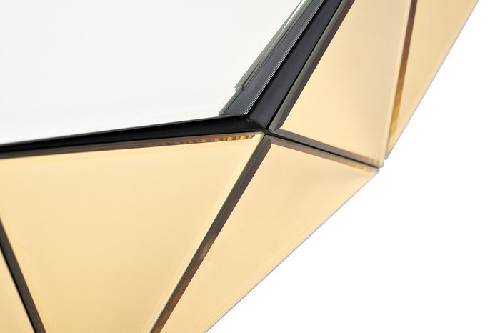 Настенное зеркало 63х81 в раме золотого цвета  - купить Настенные зеркала по цене 24200.0