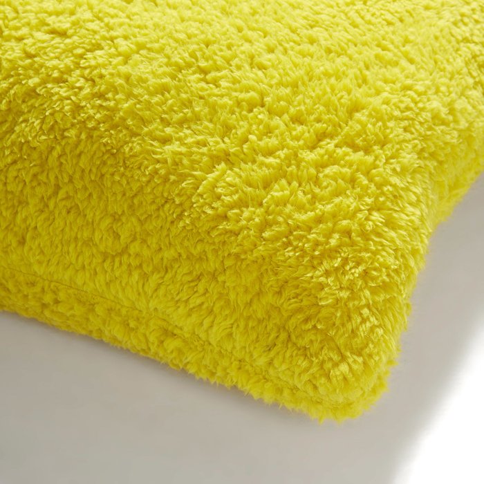 Подушка Capman из микрофибры желтого цвета - купить Декоративные подушки по цене 2390.0