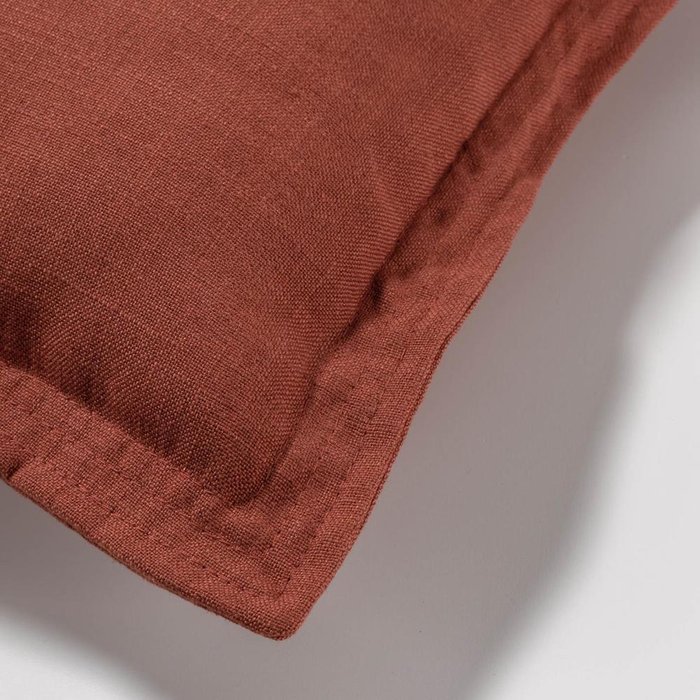 Чехол для подушки Maroon Maelina темно-бордового цвета - купить Чехлы для подушек по цене 3190.0