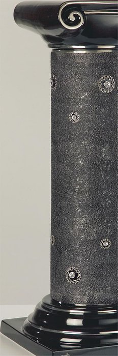 Колонна из керамики черного цвета Sarri "MYSTERE" - купить Консоли по цене 45320.0