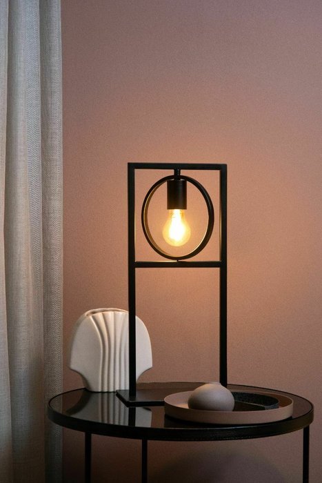 Настольная лампа Suus 00527/01/30 (металл, цвет черный) - лучшие Настольные лампы в INMYROOM