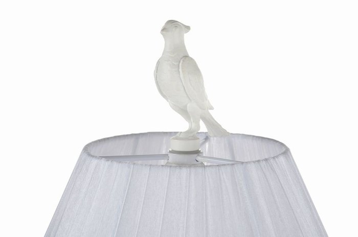Настольная лампа Cella белого цвета - купить Настольные лампы по цене 6500.0