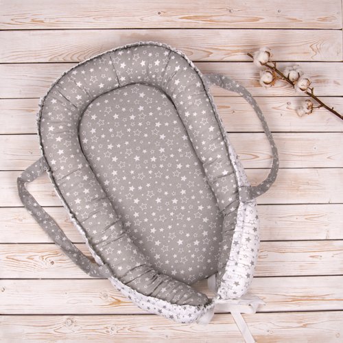 Кокон 'Гнёздышко' для новорождённых 'BabyRelax' 50х75, с ручками, съёмный матрасик 'Звездное небо серый' - купить Декоративные подушки по цене 1854