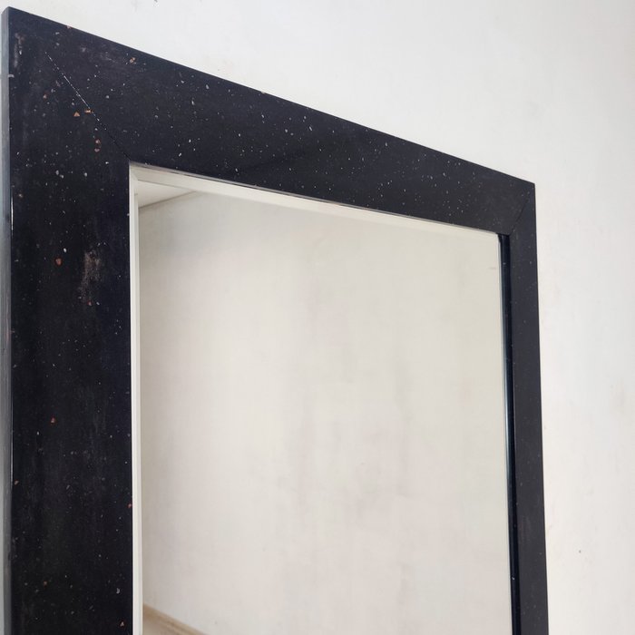 Настенное зеркало Stonehenge 70х140 черно-серебряного цвета - лучшие Настенные зеркала в INMYROOM