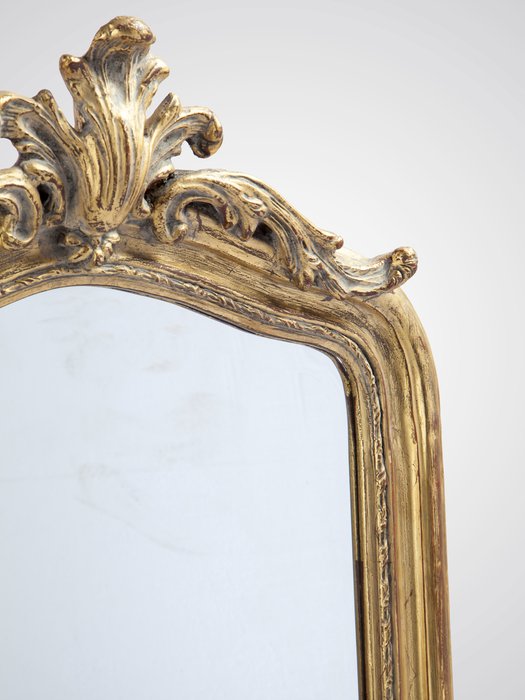 Настенное Зеркало в состаренной золотой раме из дерева - купить Настенные зеркала по цене 64350.0