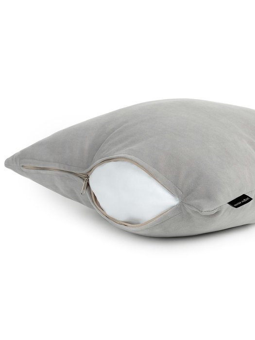 Декоративная подушка Ultra Smoke серого цвета - купить Декоративные подушки по цене 1194.0