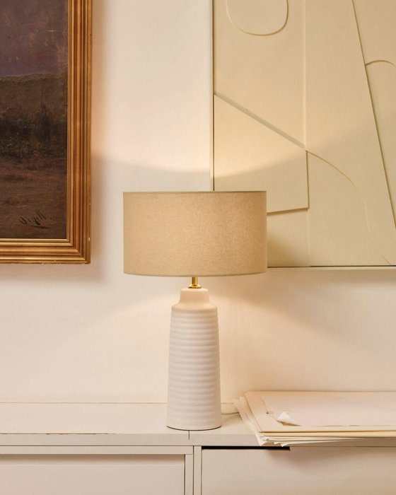 Mijal Керамическая настольная лампа с белой отделкой - купить Настольные лампы по цене 23990.0