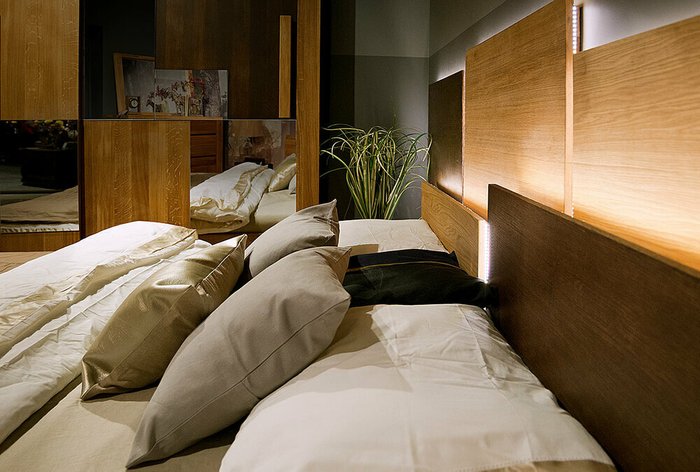 Кровать Берген с подсветкой 160х200 коричневого цвета - купить Кровати для спальни по цене 110144.0