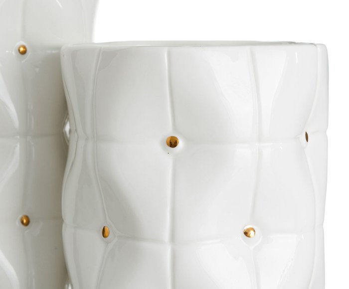 Керамическая ваза белого цвета с золотыми вкраплениями - лучшие Вазы  в INMYROOM