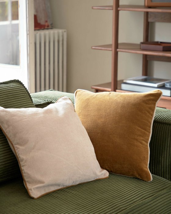 Декоративная подушка ZZ Filler белого цвета  - лучшие Декоративные подушки в INMYROOM
