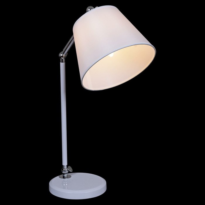 Настольная лампа 02225-2.7-01 WH (ткань, цвет белый) - купить Рабочие лампы по цене 4160.0